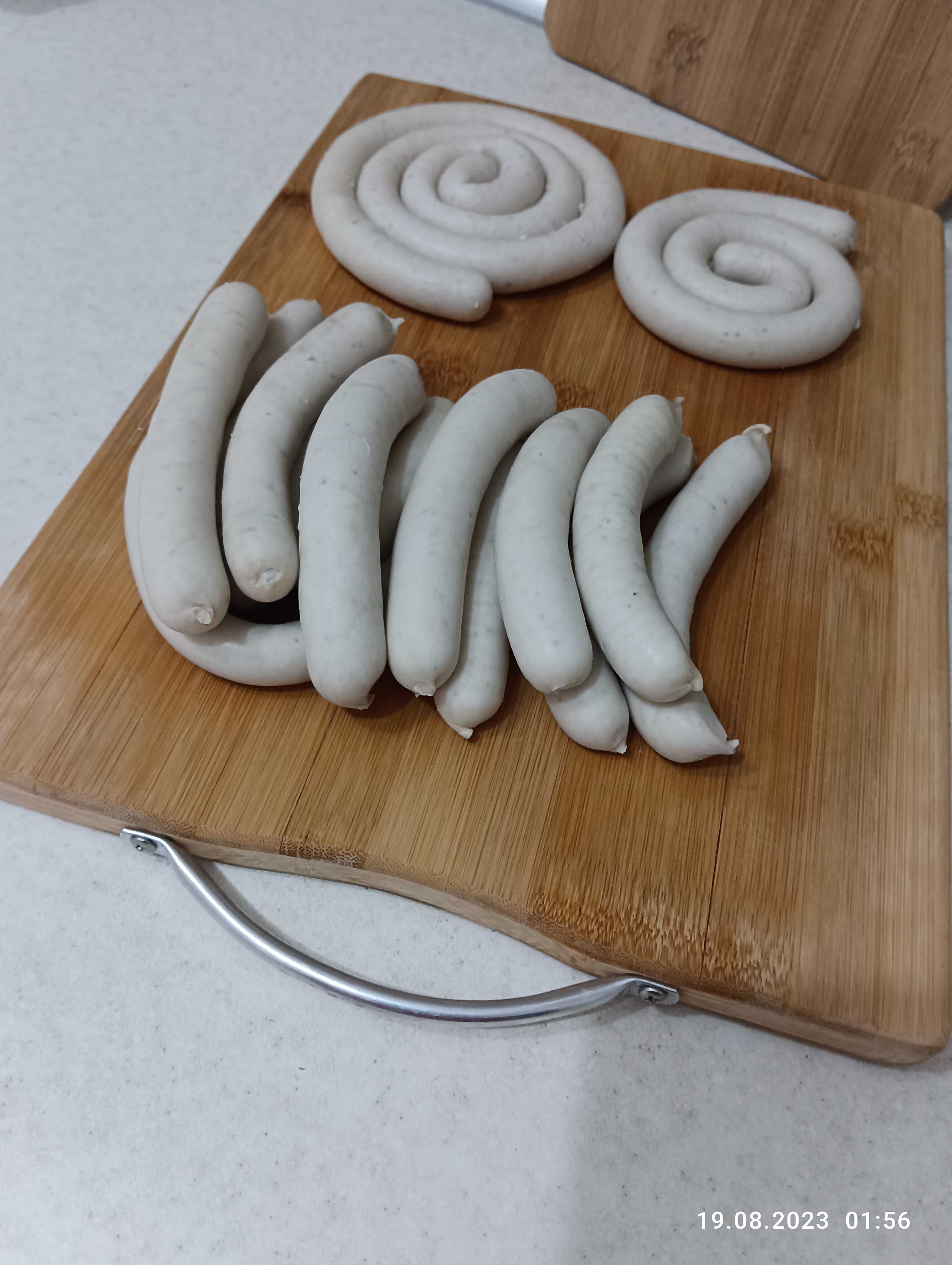 Колбаса, сосиски натуральный, домашнего приготовления
