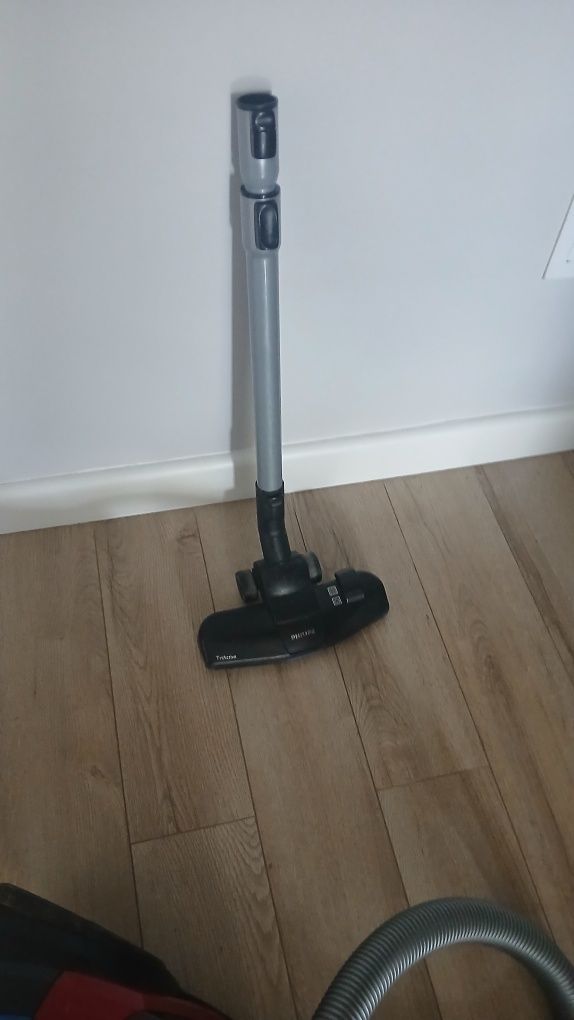 Пылесос philips FC 9728