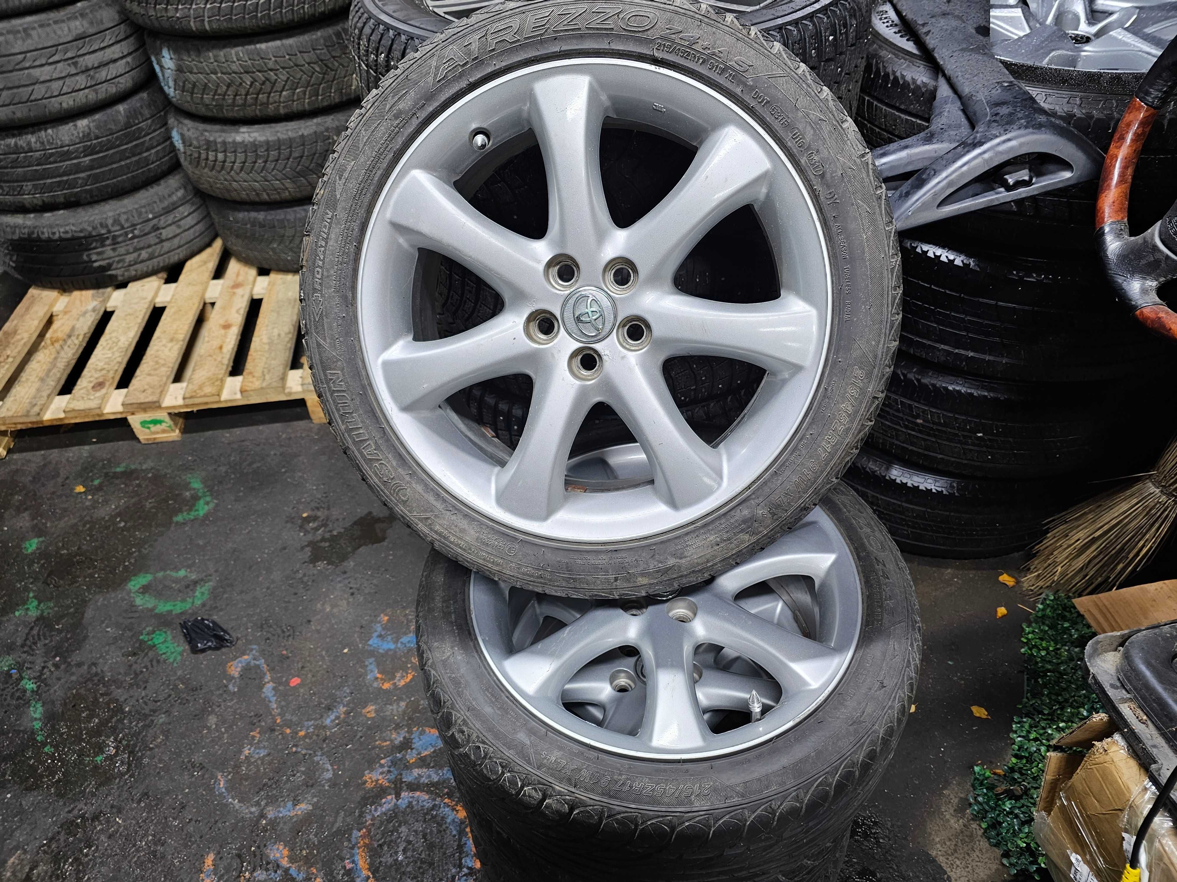 215-45-R17 TOYOTA Комплект дисков с резиной!
