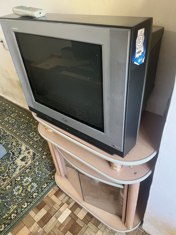 Телевизор LG fletron