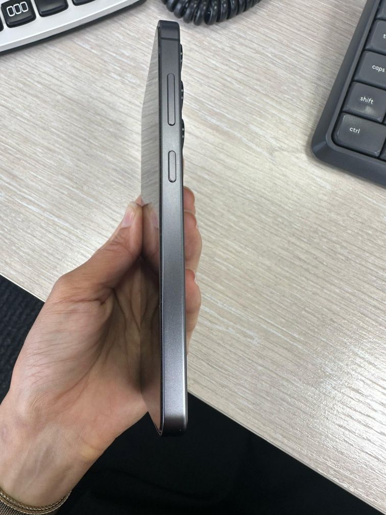 Samsung S24, 8/256, графит