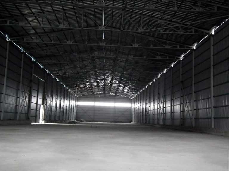 Сдается склад на промбазе в Иргели — 1400 тг/м², удобный въезд для фур