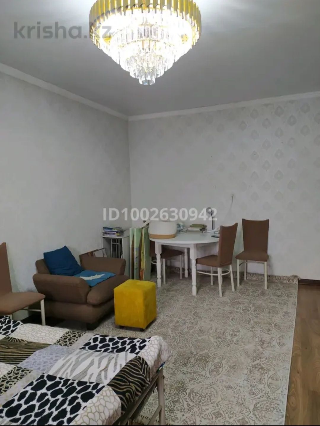 Продам отдельно стоящий дом с землей в 7 соток.