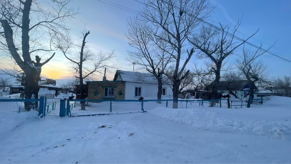 Продаю дом в село Каражар