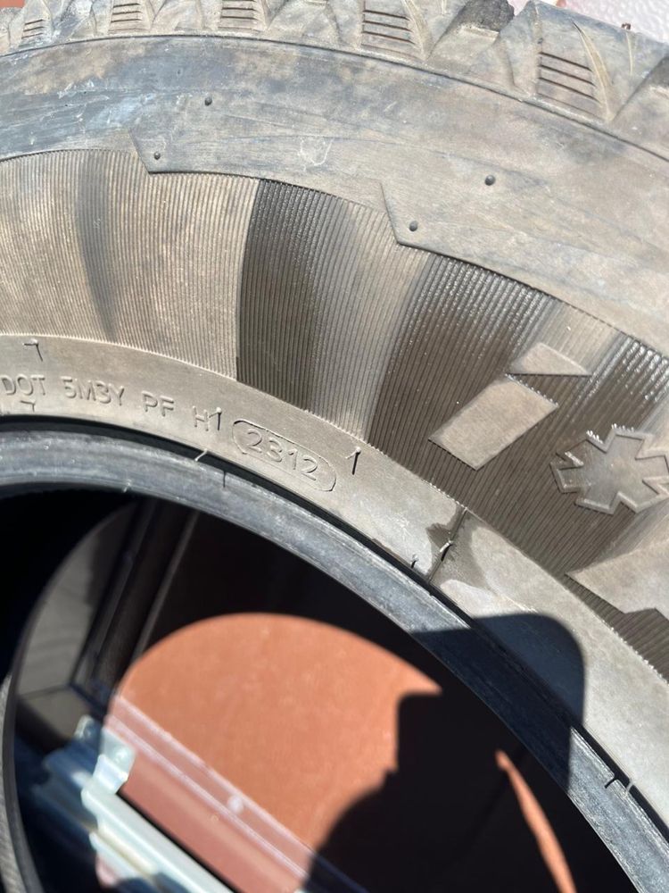 Продам шины 275/65 R 18