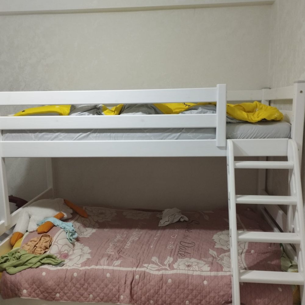 Продам 2-х ярусную кровать