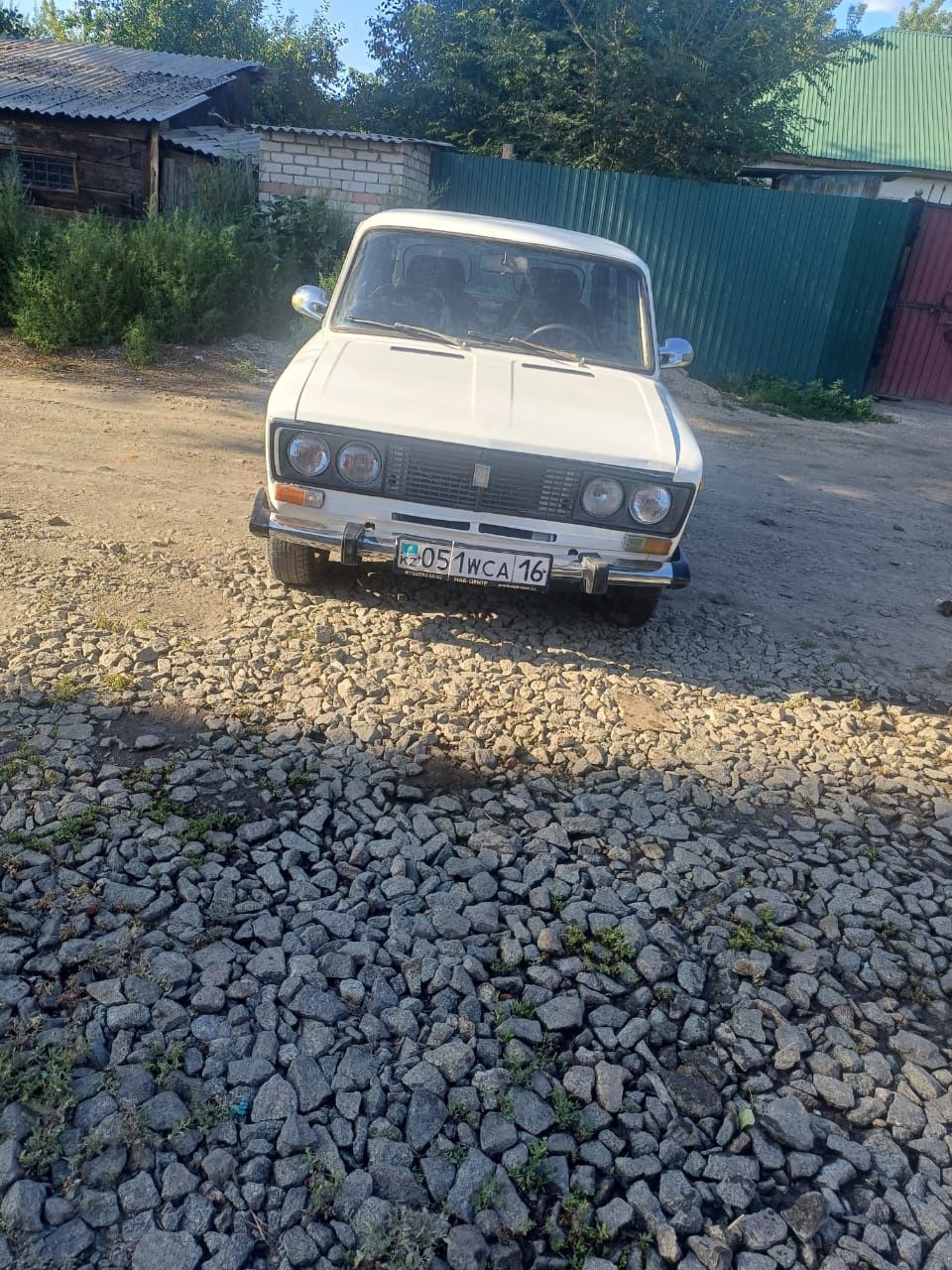 Продам машину Ваз-2106