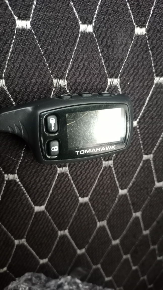 Брелок сигнализации Tomahawk TW 9010