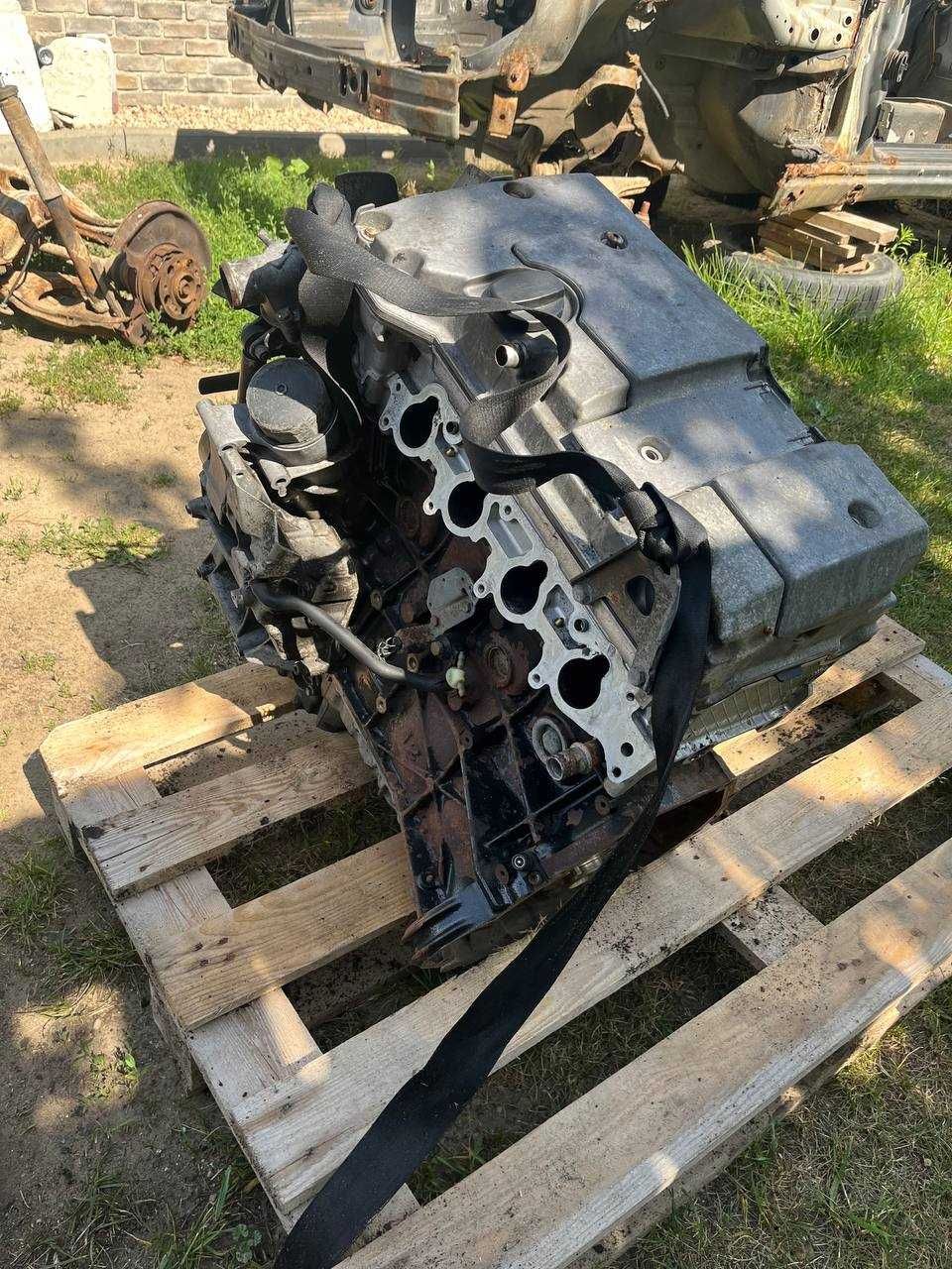 Контрактный двигатель M111 объем 2,2 л. на Мерседес