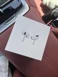 AirPods pro кейс и наушники отдельно