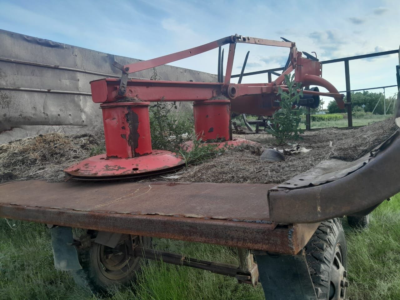 Продам трактор Т-40