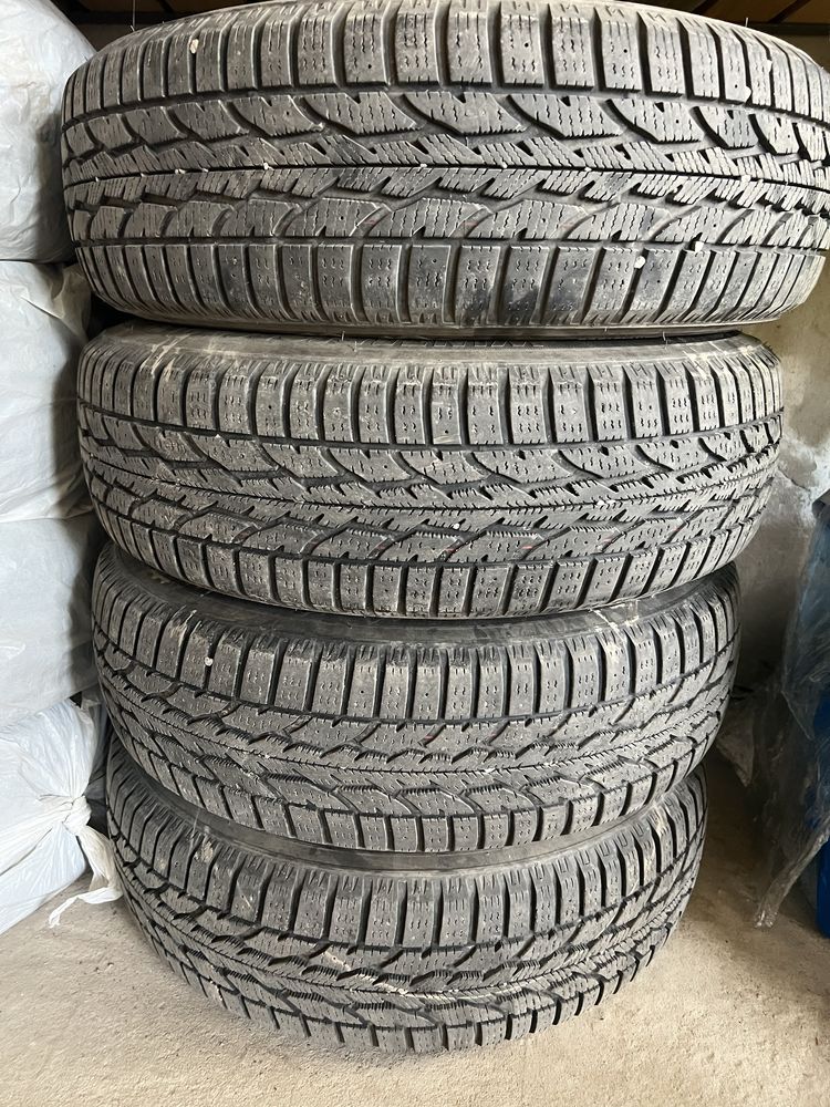 Продам только шины