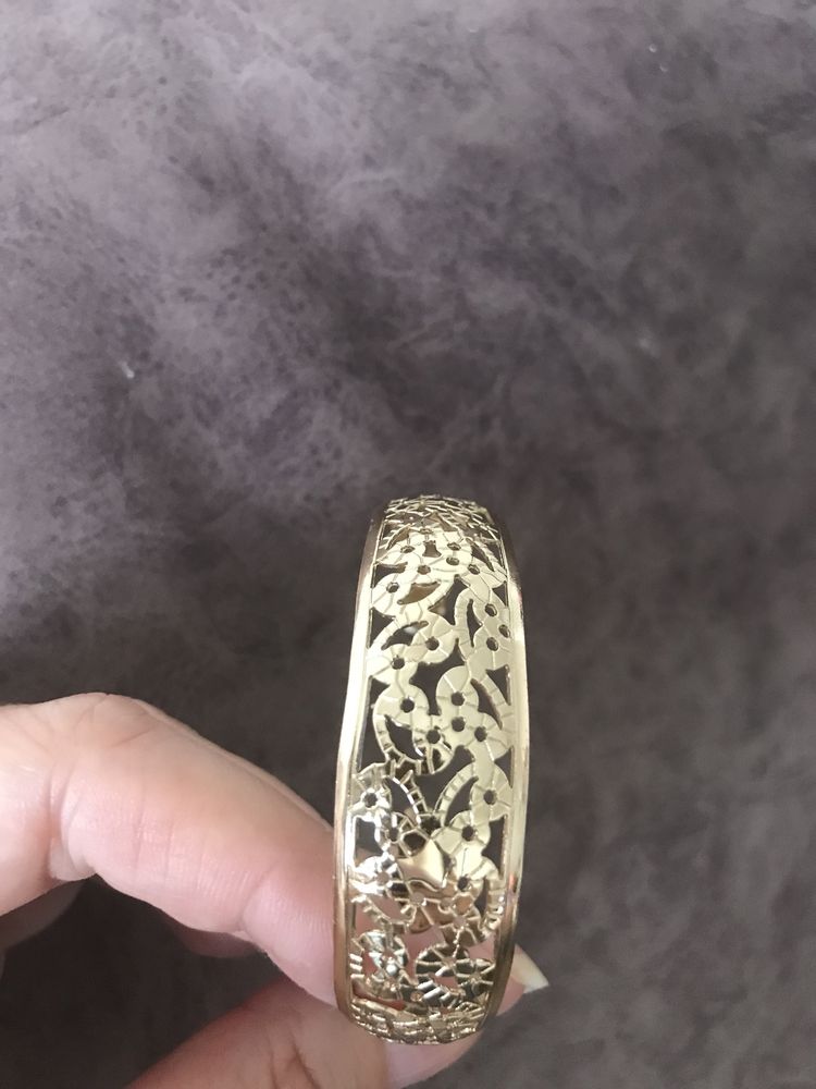 Серьги бижутерия