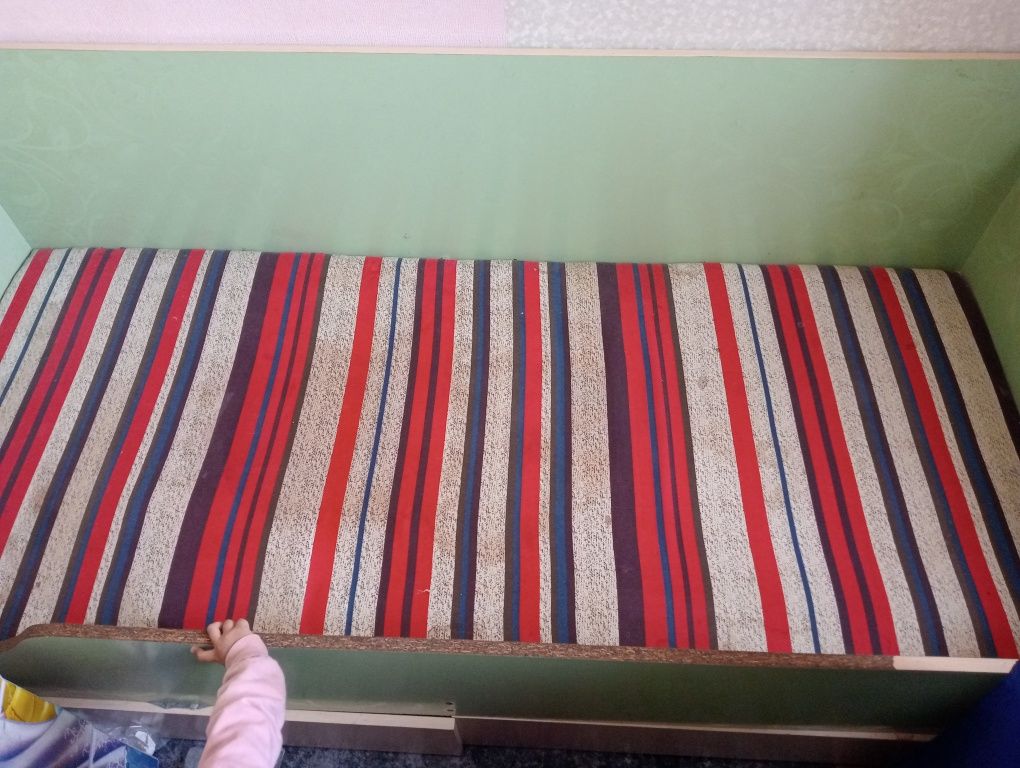 Детский кравать б/у
