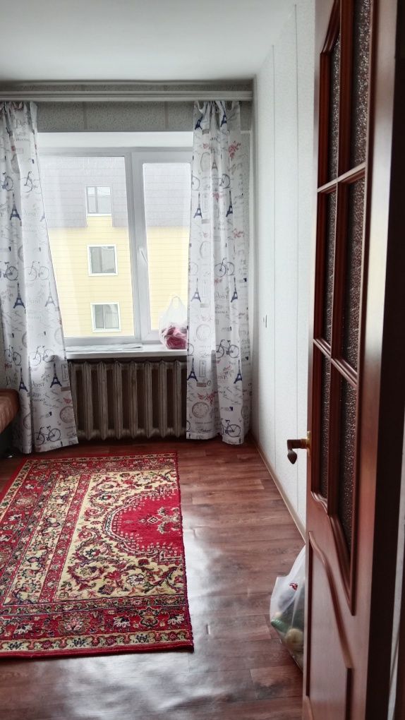 Сдам комнату, в 3х комнатной квартире.