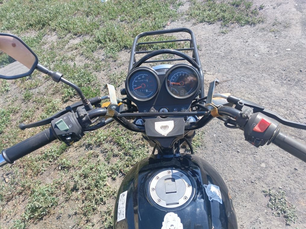 мотоцикл Suzuki GSX