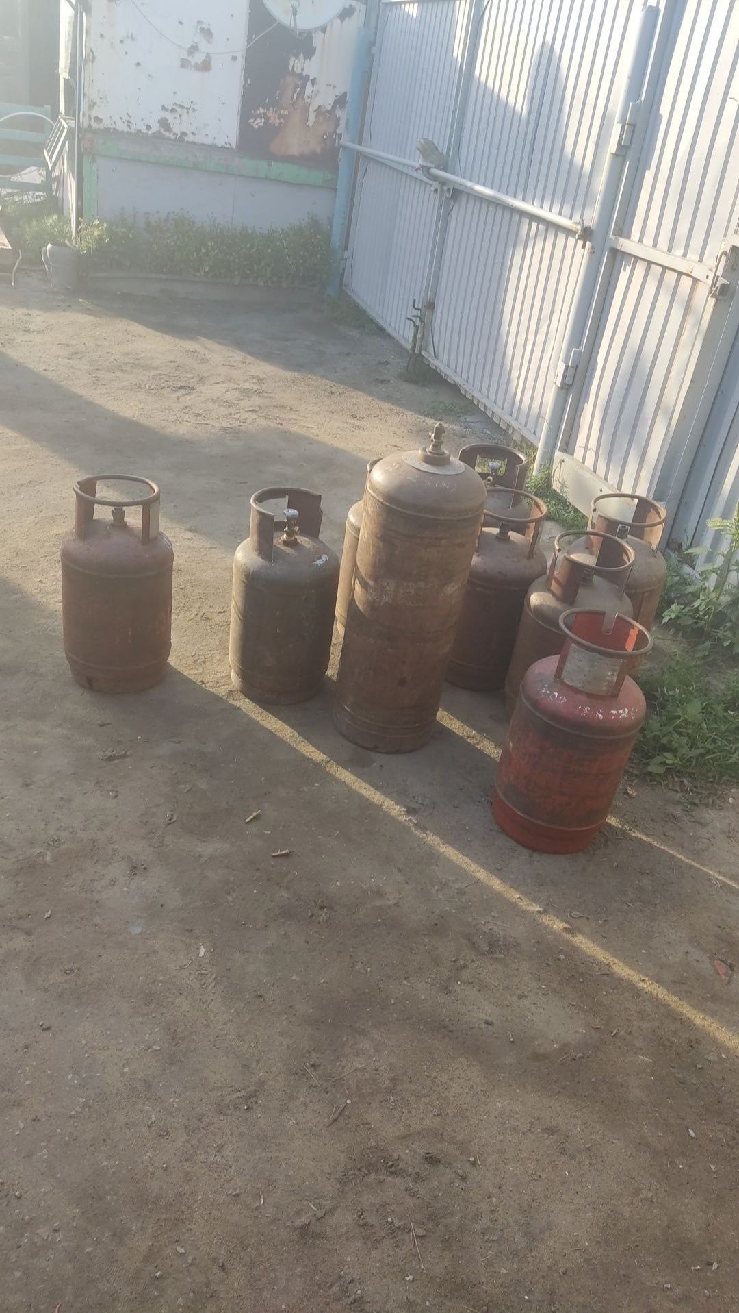 Газбалон на 50 и 27 литров с краном