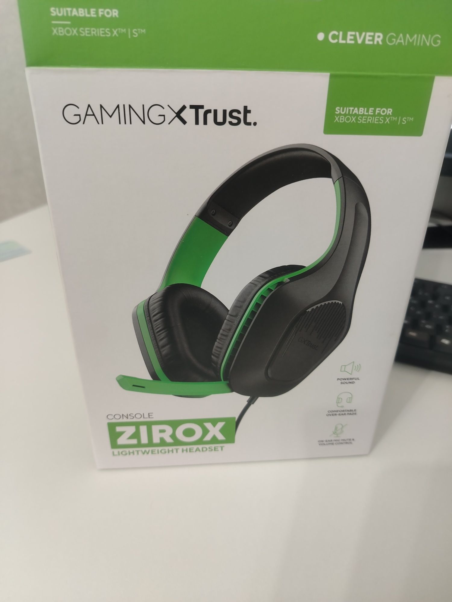 Продам наушники trust gxt