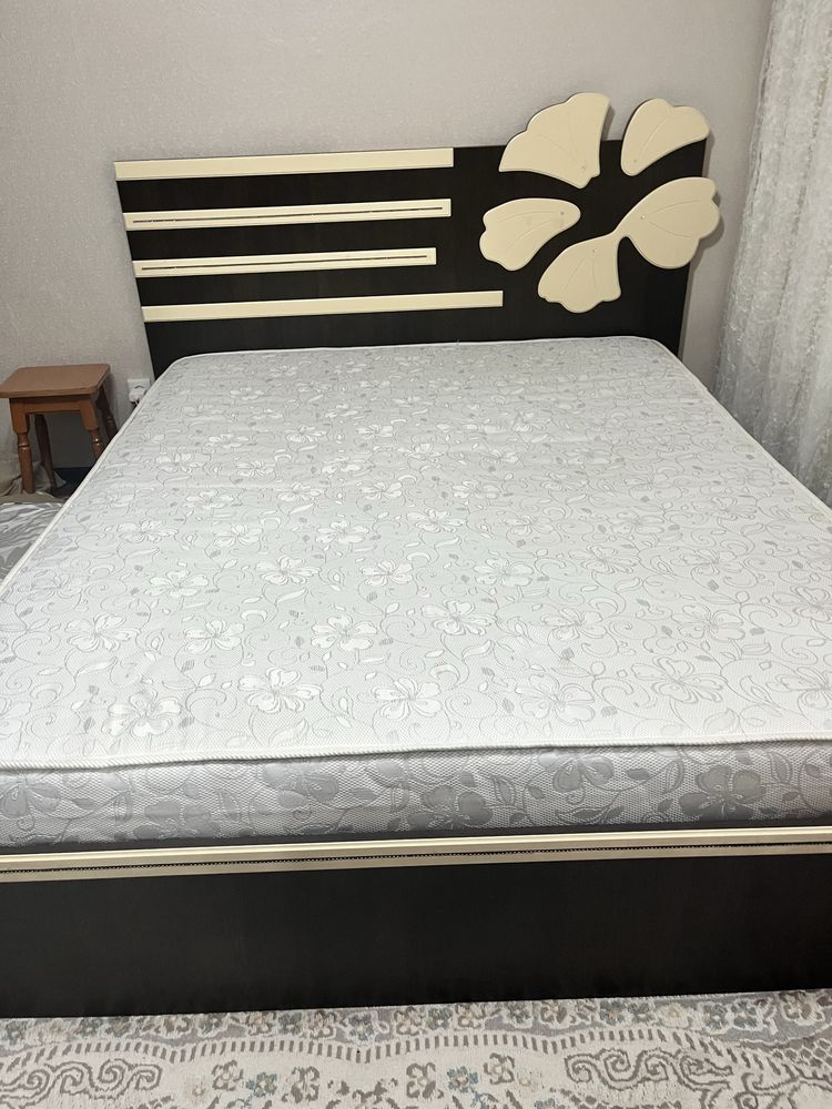 срочно продаем кровать