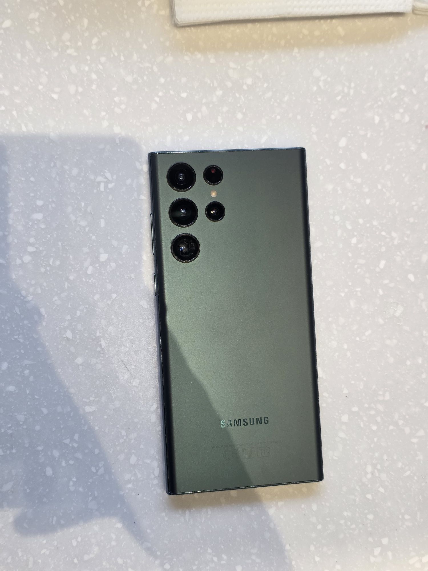 Продам Samsung S22 Ultra 512гб