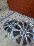 Lexus диски.