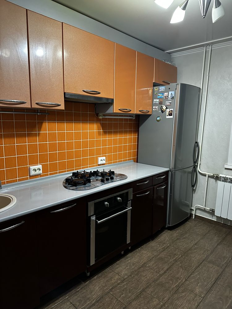 Продам кухню со встроенной техникой