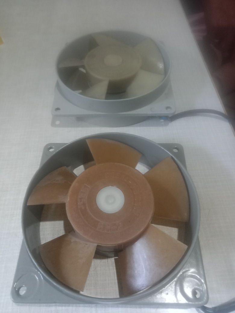 Продам, (кулер)  вентилятор СССР  1985 год, 220v