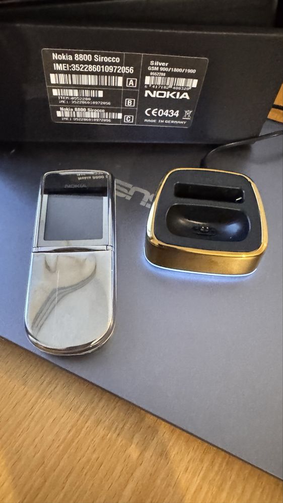 Продам nokia 8800 sirocco в отличном состоянии