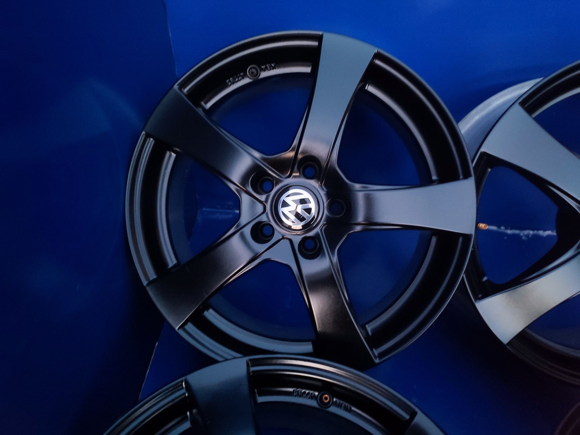 Диски R17 5x112 на Volkswagen и другие