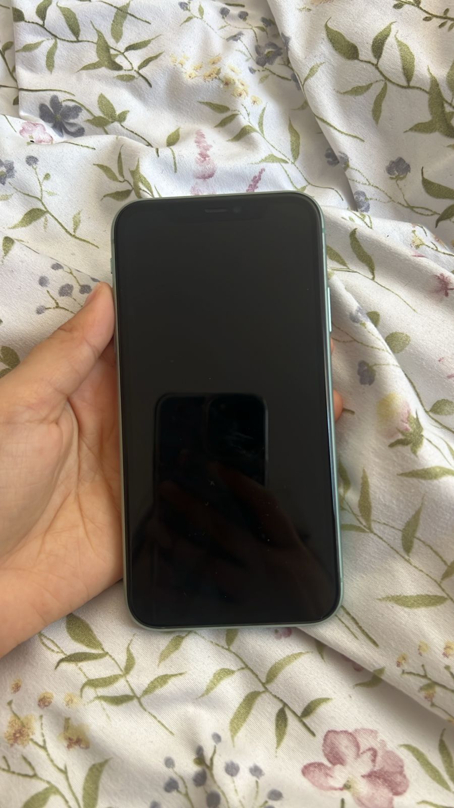 iPhone 11 ,оригинал , на запчасти  восстановление