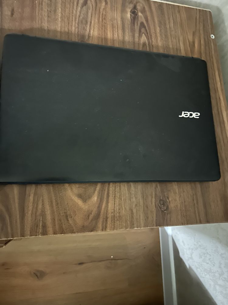 продаю 2 ноутбука Asus и Acer