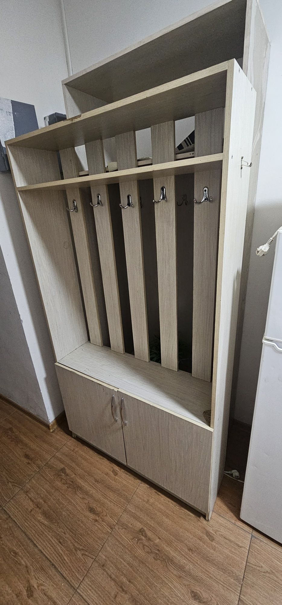 Продам шкаф самовывоз таугуль3