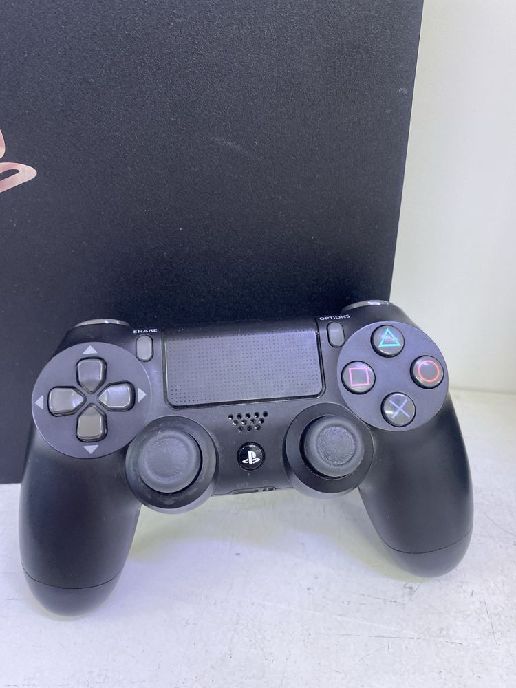 play station 4 pro (aktiv market)