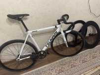 Велосипед Tsunami fixed gear