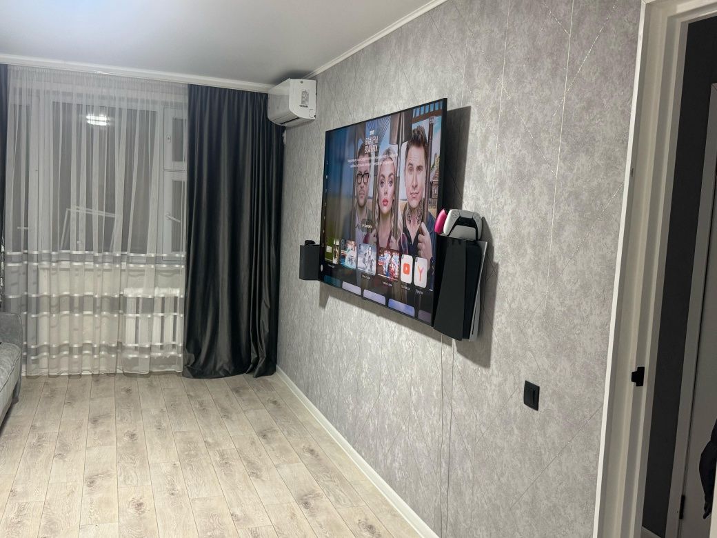 Продам 2 ком квартиру в центре