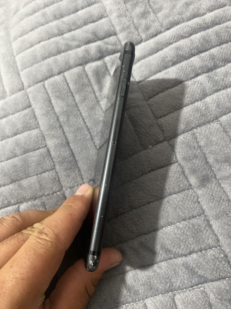 iPhone 7 в идельный состояние