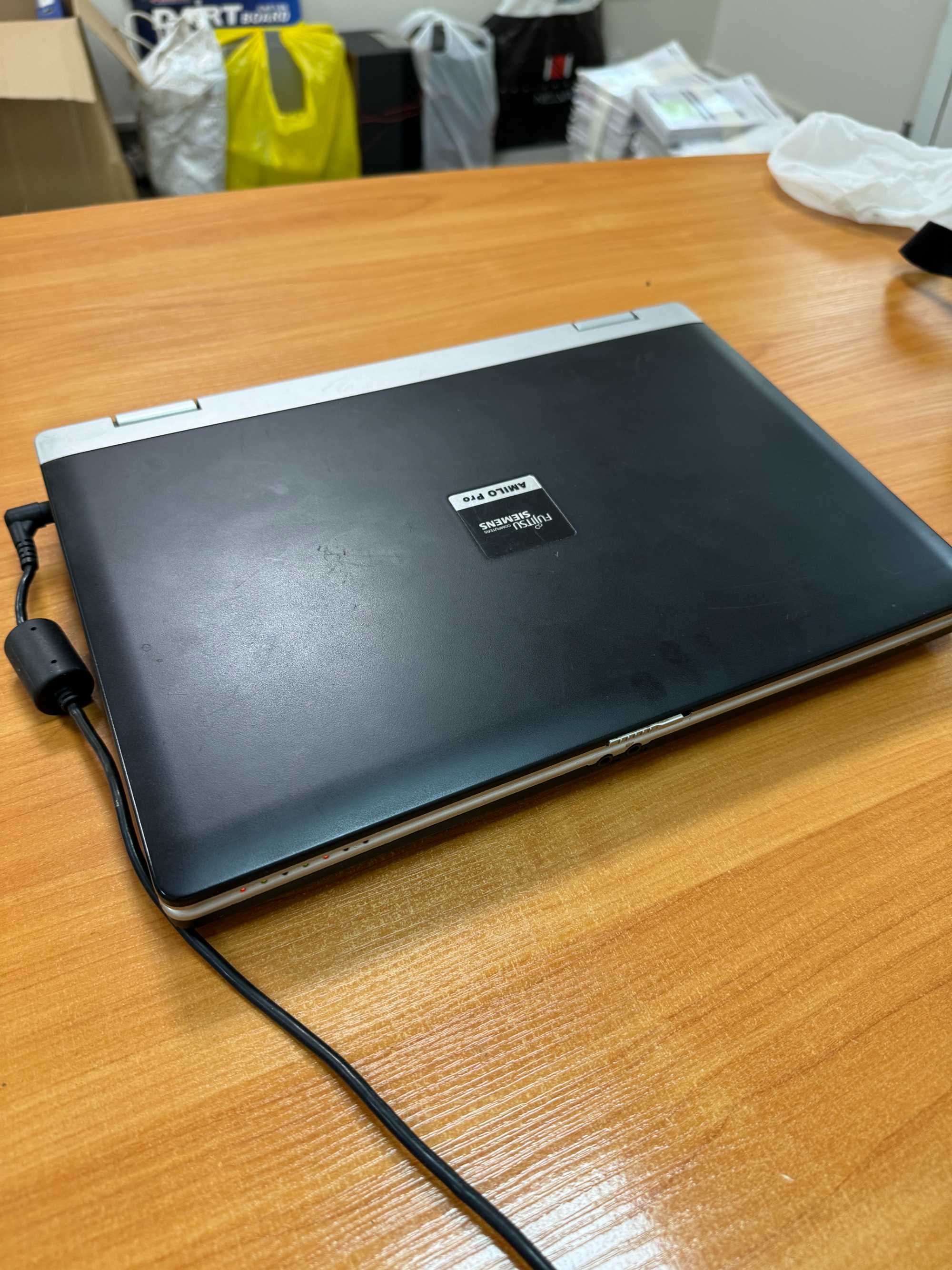 Ноутбук Fujitsu Siemens Amilo Pro