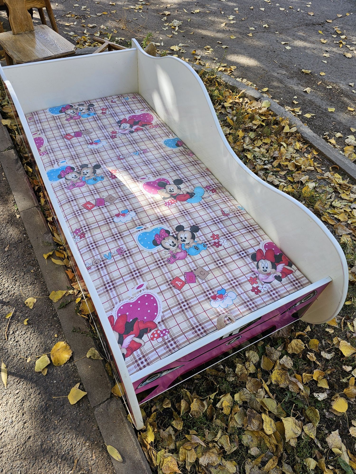 Срочно продам детскую кроватку