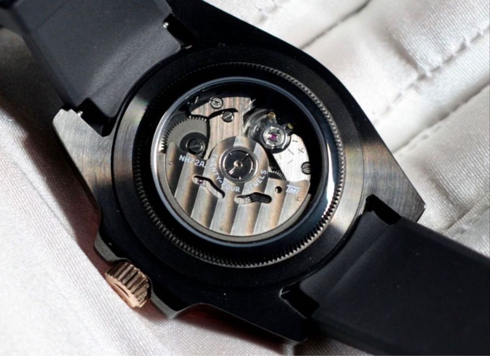 Seiko mod sub skeleton black gold