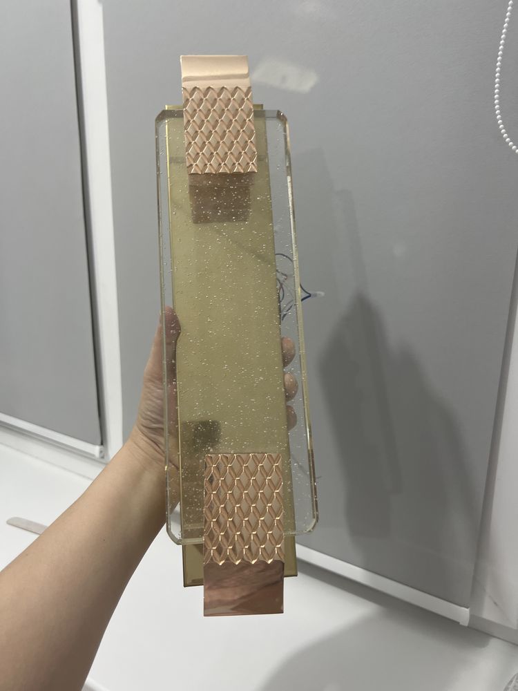 Продается настенные бра