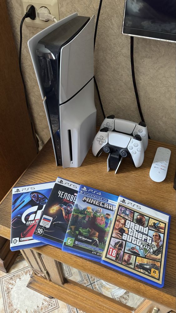 Sony PS5 Slim 1TB