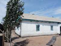 Продаётся дом в Балхаше на рабочем посёлке из 4 комнат (Торг)