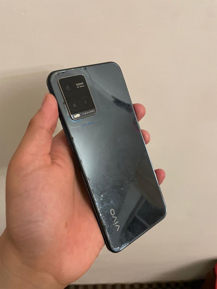 Продам Vivo Y33s