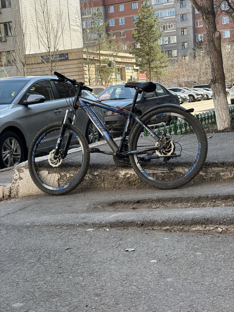 Продам велик срочно