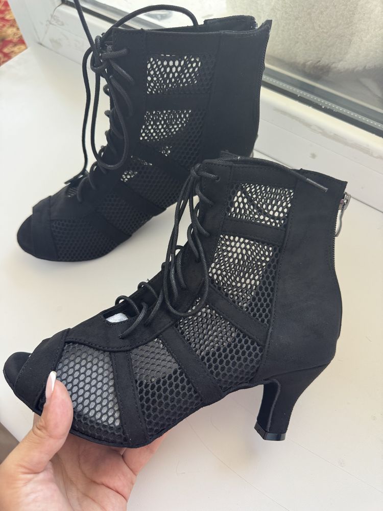 Обувь high heels