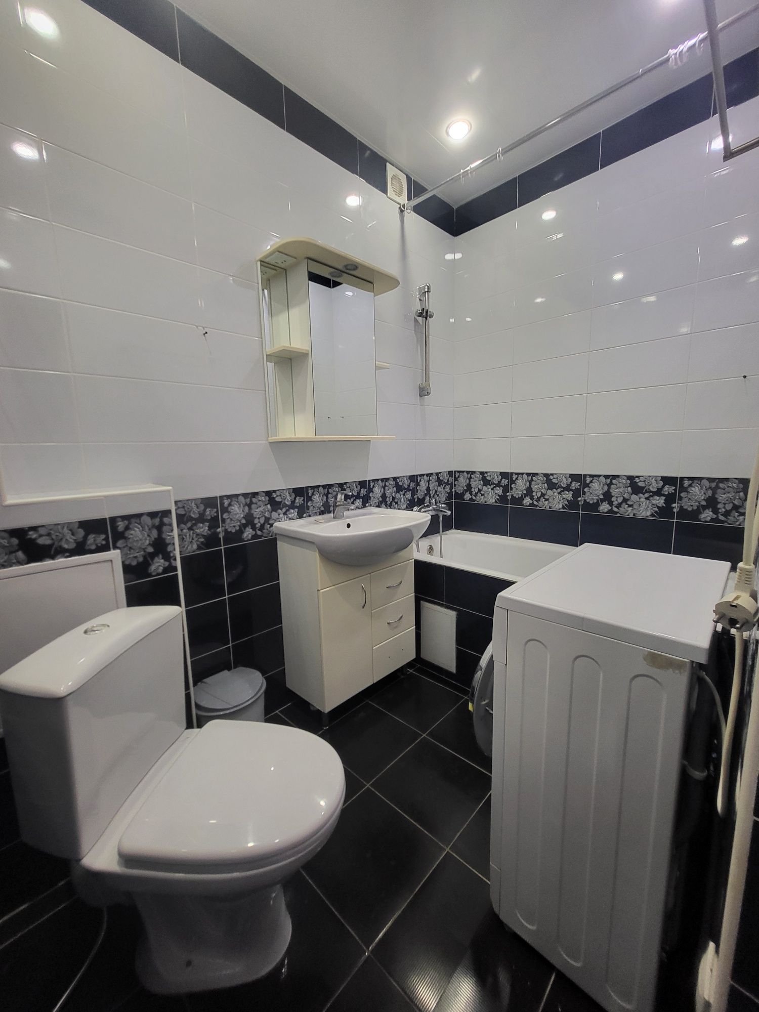 Продается 3х комн кв,район Астана