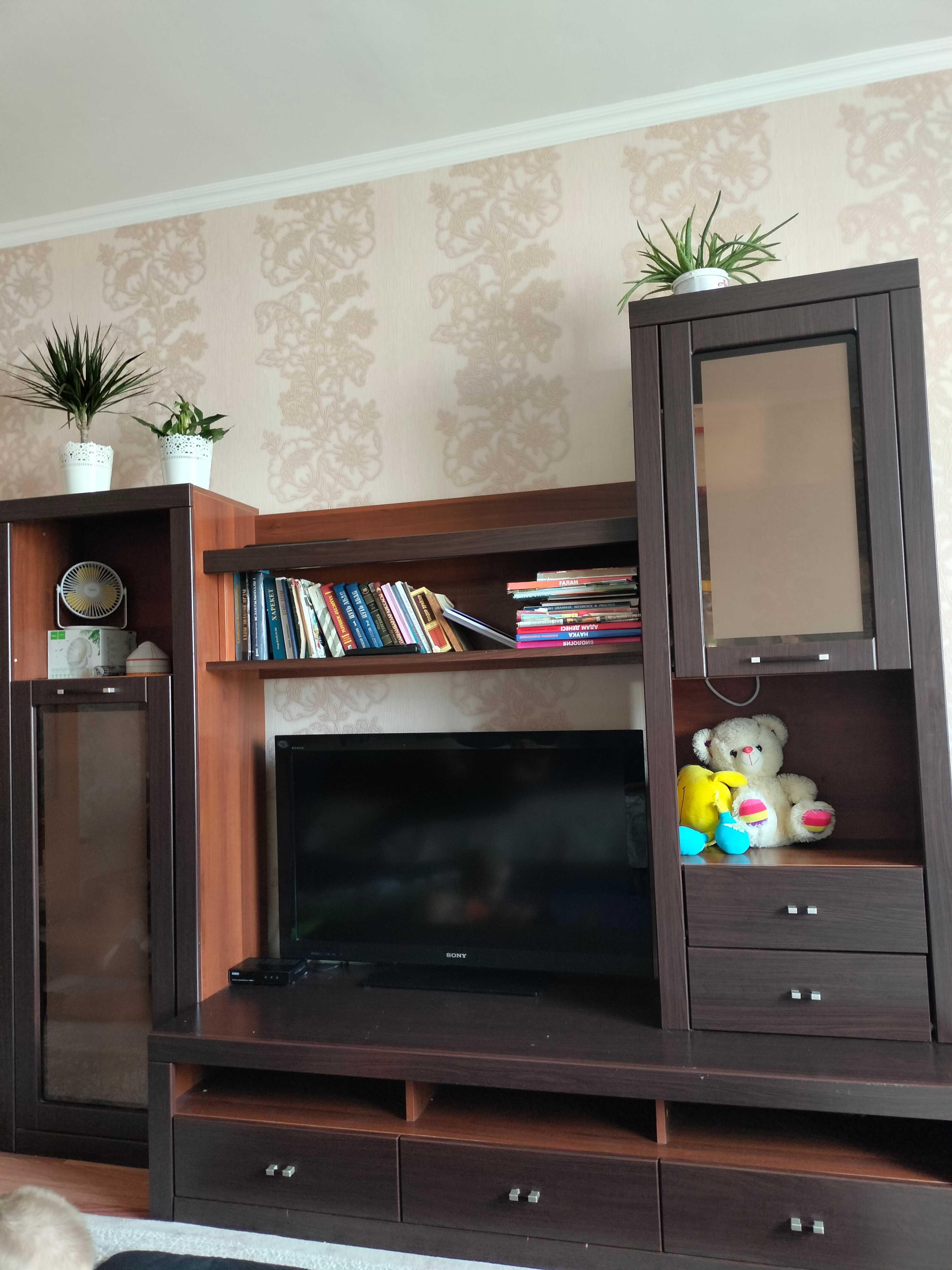 Подставка под телевизор