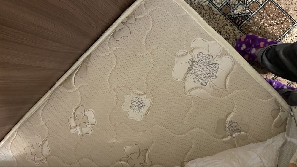 Продам кровать