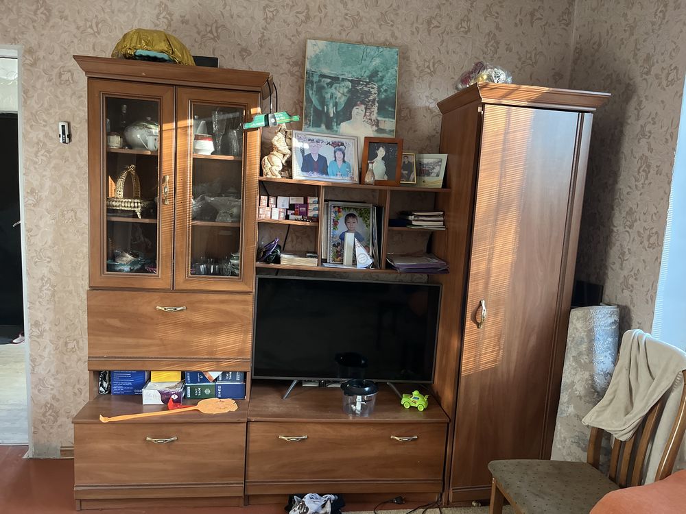 Шкаф стенка продаётся