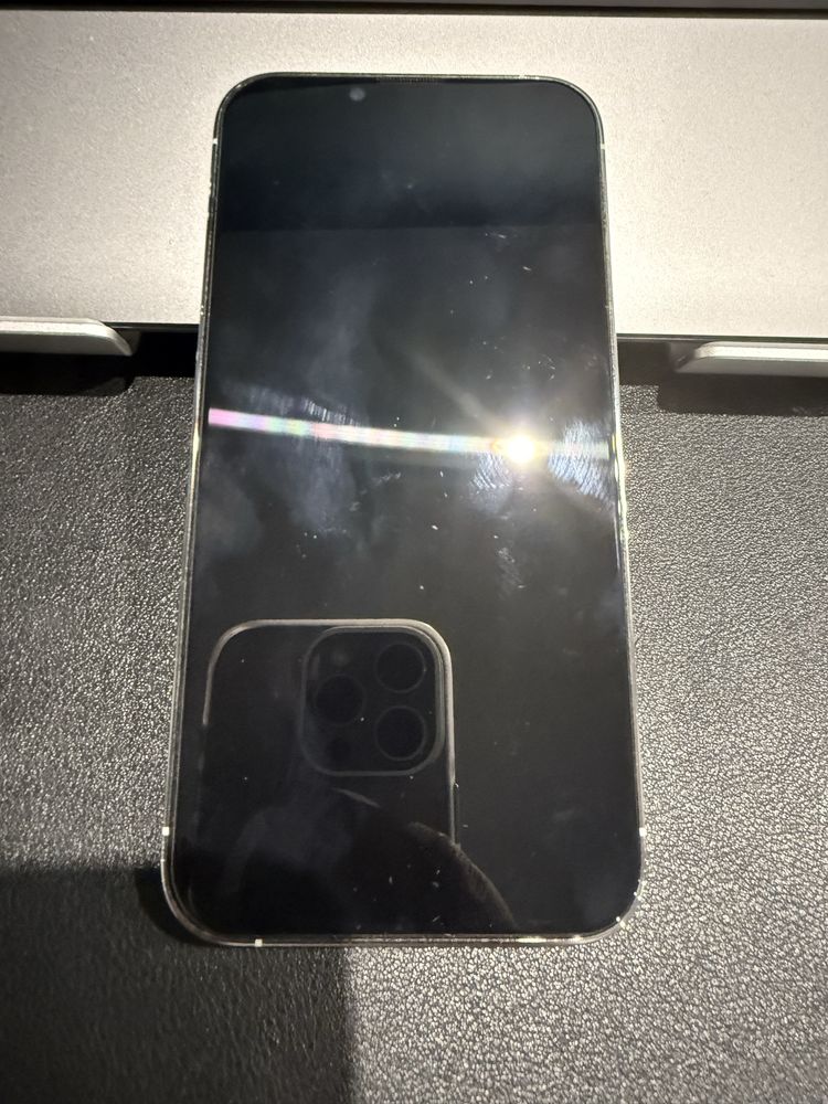 iPhone 13 Pro 256 gb в идеале